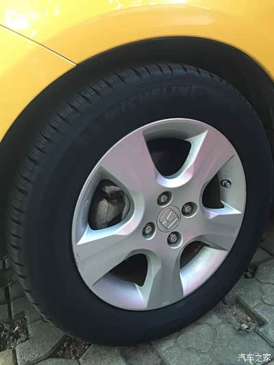 【图】有谁换了195/60 r15的轮胎_飞度论坛_汽车之家论坛