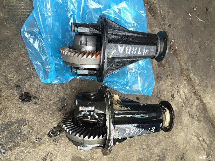 五菱之光6376换后牙包总成