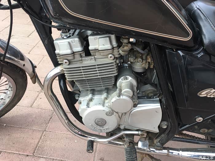 晒晒俺的收藏1994年本田cbx125太子