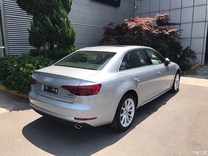 【图】跪求一张银色新a4的图片_奥迪a4l论坛_汽车之家论坛