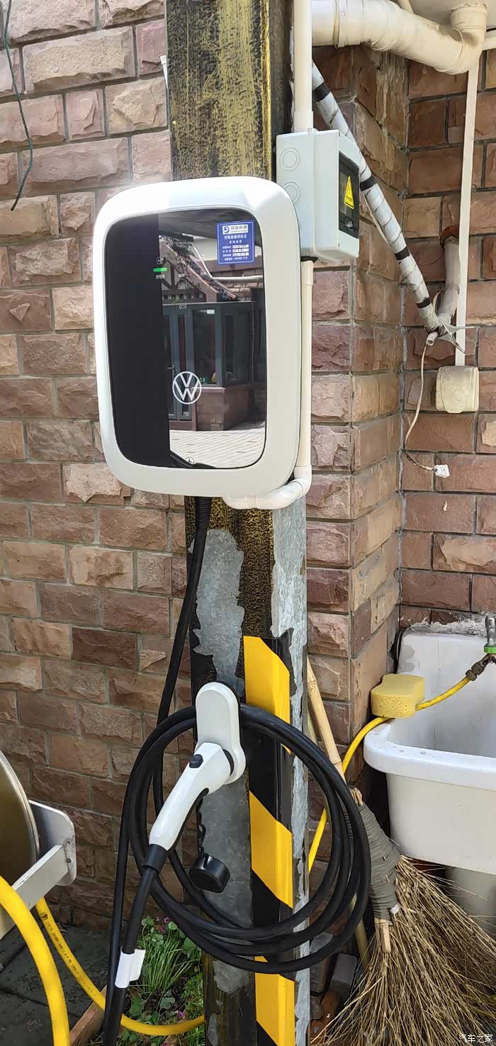 id4送的充电墙盒有人装过吗