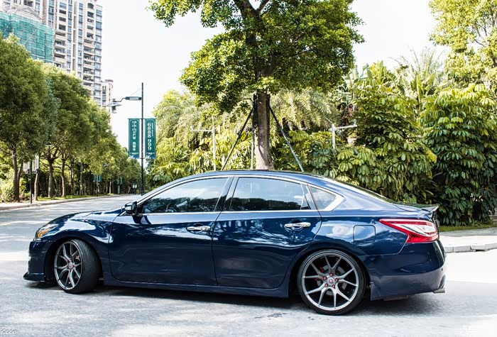 全车改色后天籁l33改装low低全新高清大片来袭