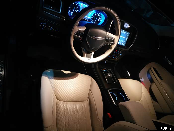 【图】好吧,这是我看过最豪华的野马内饰了_mustang论坛_汽车之家论坛