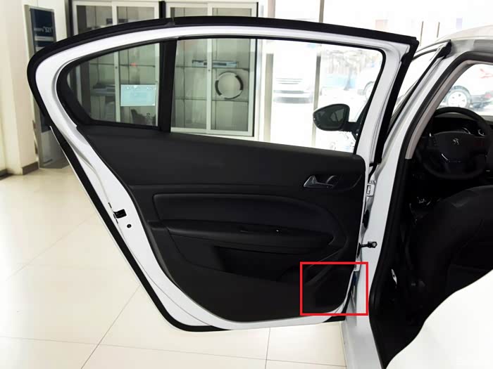 【图】408后门有喇叭吗?_标致408论坛_汽车之家论坛