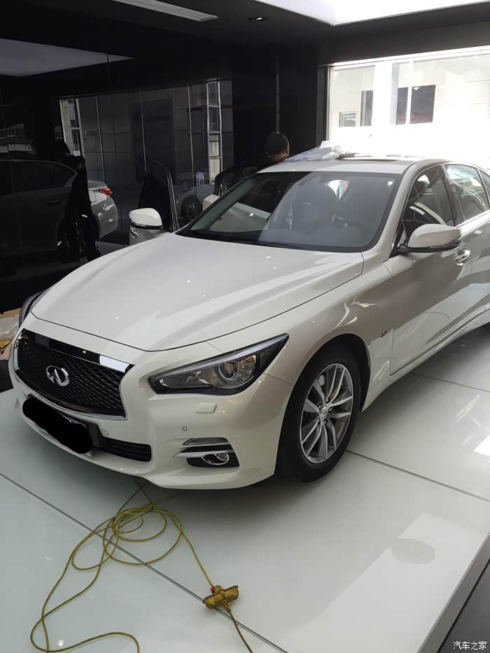 【图】q50 37舒适白色 迟到的提车作业_英菲尼迪q50/q50l论坛_汽车之