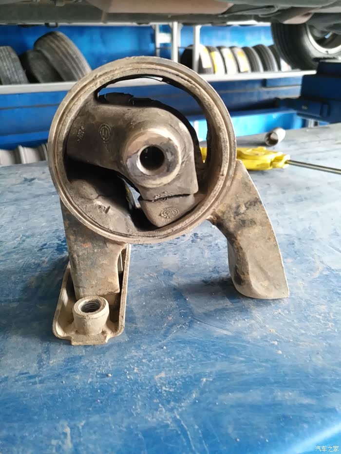 【图】mm更换机脚架_长城m2论坛_汽车之家论坛