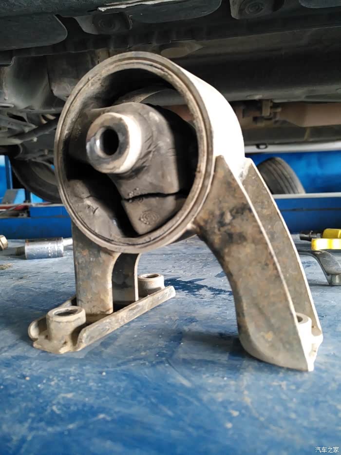 【图】mm更换机脚架_长城m2论坛_汽车之家论坛