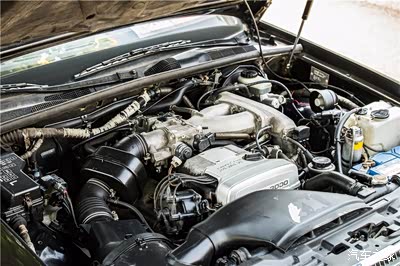 0排量2jz-ge直列6缸发动机最功率为230马力最扭矩284牛米
