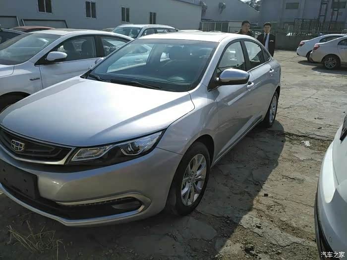 帝豪gl颜色大投票本人倾向于钛晶灰