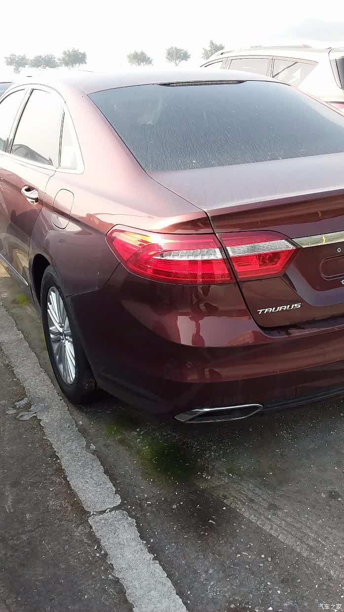 有人订了15款猪肝色的吗