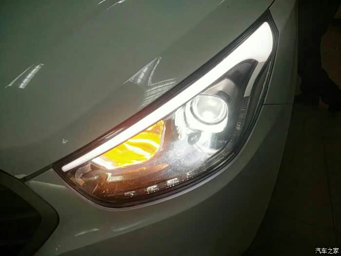 【图】终于摆脱了原厂的蜡烛灯～ix35大灯小改…_北京现代ix35论坛