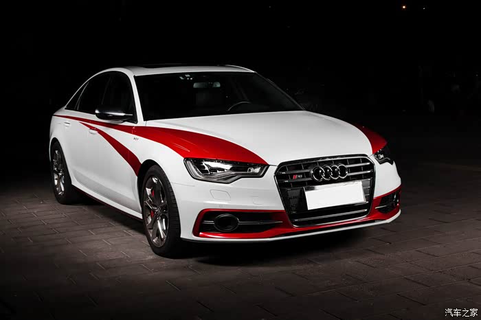 勇猛强劲的rs6再配上时尚动感拉花,你-值得拥有!