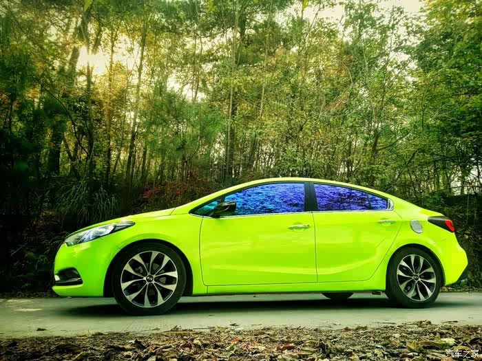 车车改了荧光黄绿色~手机拍的,技术不行_贵州论坛_汽车之家论坛