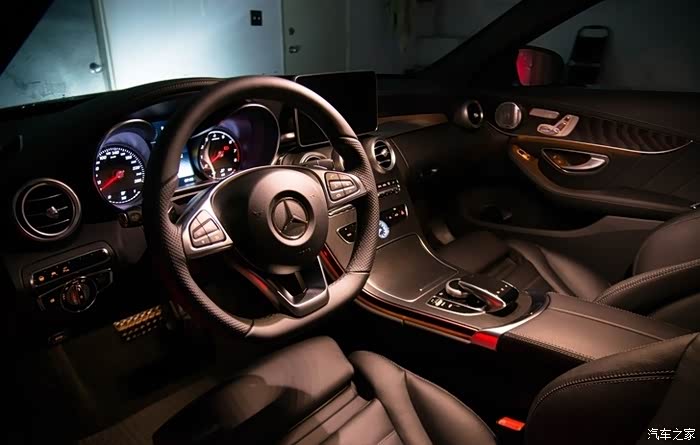 发个帖纪念下奔驰c4004matic