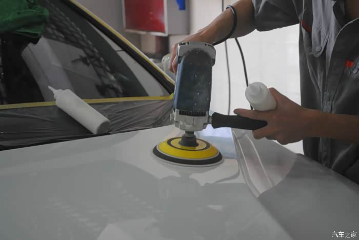 2年已过重新镀个晶顺便也把玻璃滑水镀膜做了