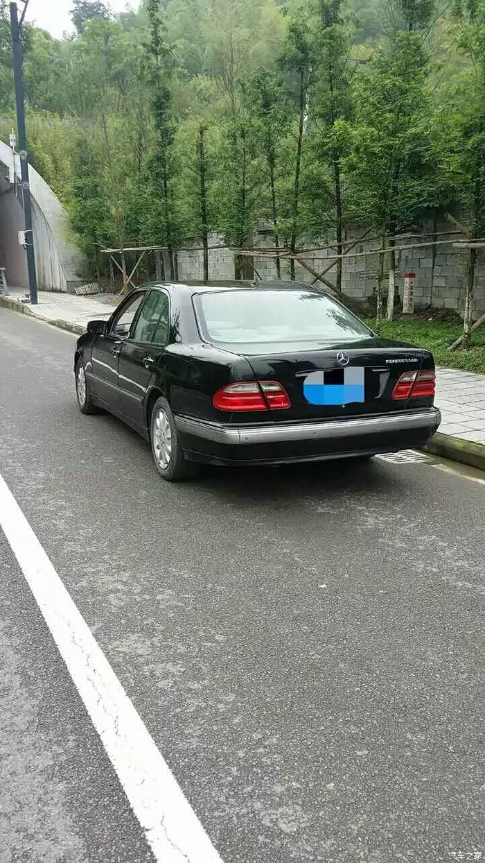 【图】e路上我碰见了你们俩统统带你们回家经典四眼w210_奔驰e级论坛