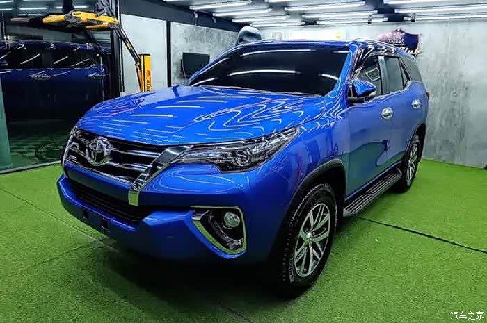 中毒太深2015丰田fortuner改装