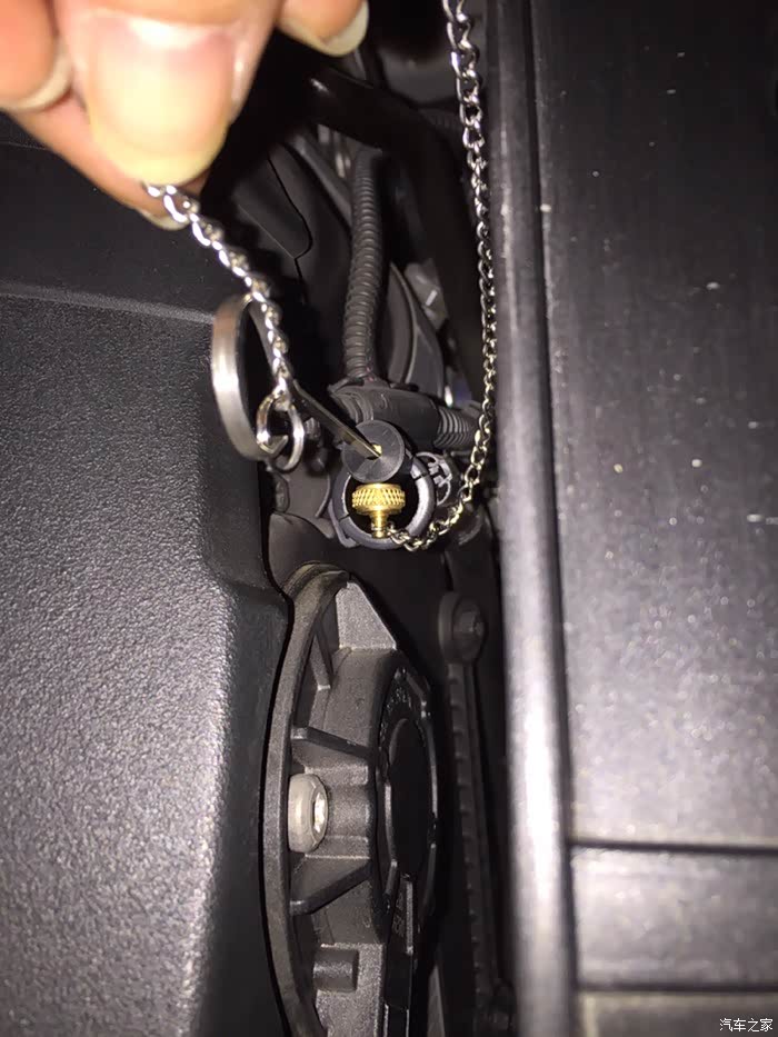 【图】机油尺自己测量机油状况_奥迪q5/q5l论坛_汽车之家论坛