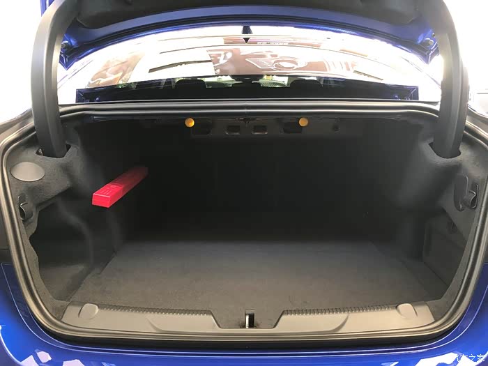 系出名门#全新捷豹xel到店看车