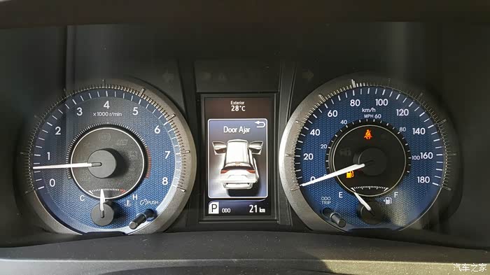 塞纳各车型配置与图片详细展示加版四驱顶配