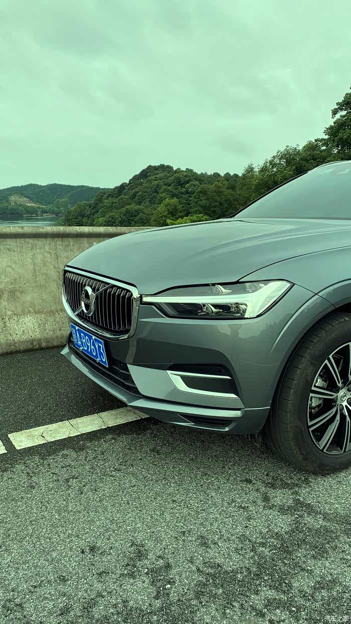 搞了沃尔沃xc60幻夜银一个月