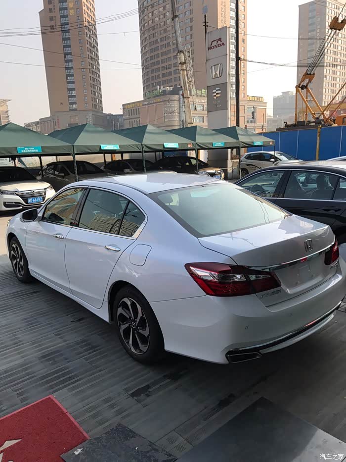 杭州9.5代雅阁2.4智尊提车作业