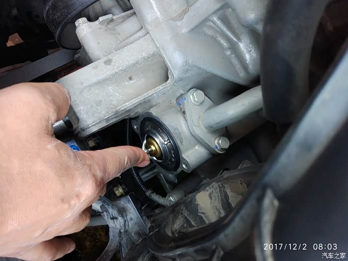 自己动手换节温器