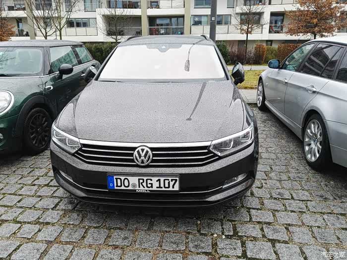 在德国见纯正迈腾