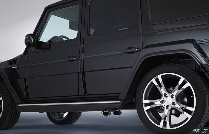 发几张黑色的基于奔驰g500定制的lorinserg60l图给大家看看