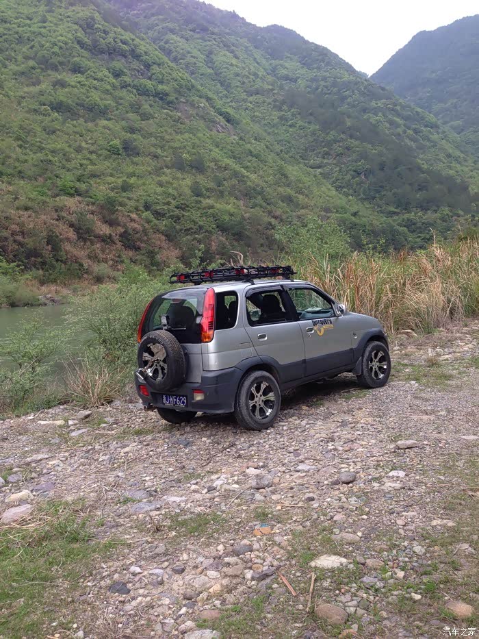 想让吉姆尼改五门的可以买众泰