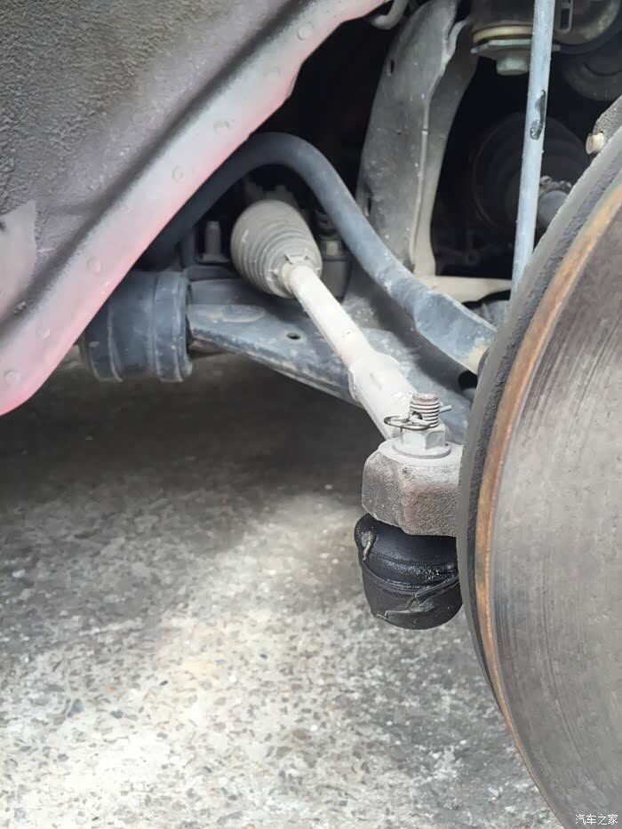 转向杆是不是漏油了