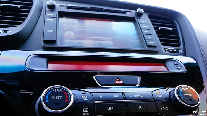 原厂摩比斯导航,7寸有点,过已经改了4个导航