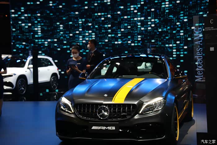 2021上海车展快人一步看新车之奔驰展台