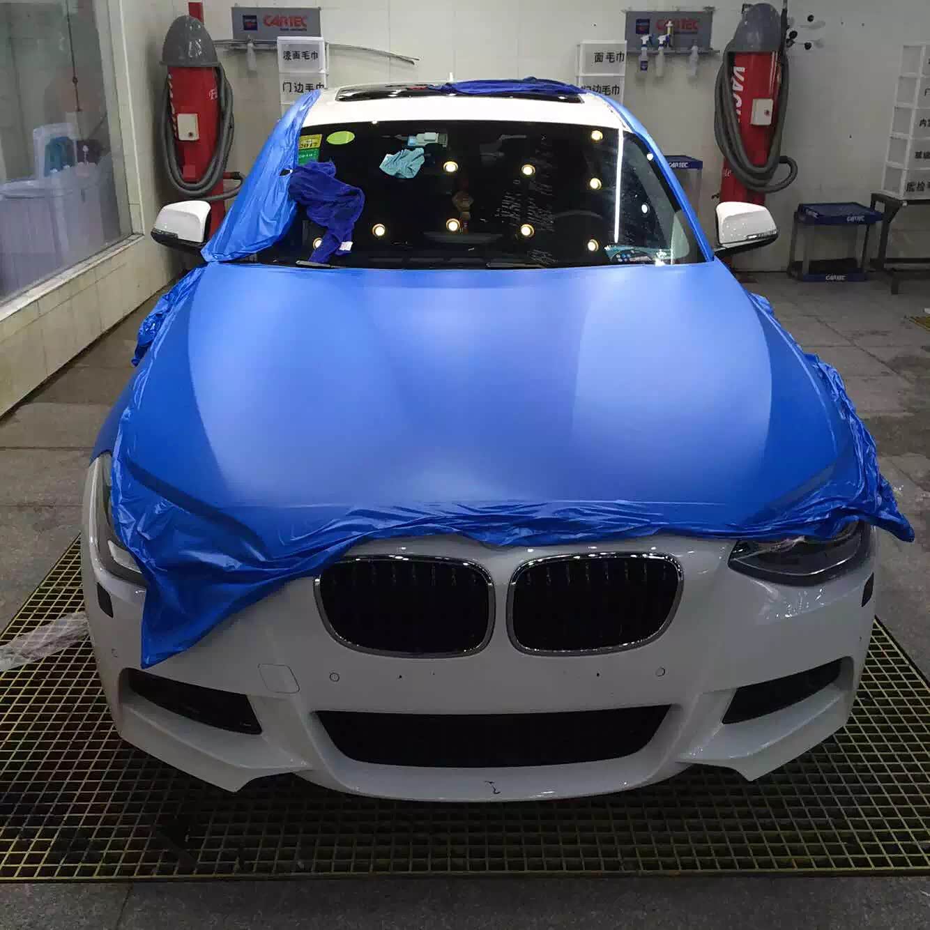 白色1系想要贴车膜,求好看的样板车