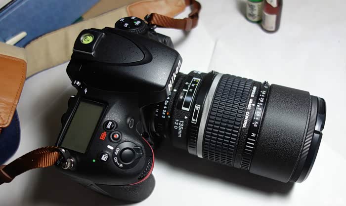【图】【"锐如刀,媚如妖"尼康af dc 135mm f/2d镜头到货】_湖南论坛