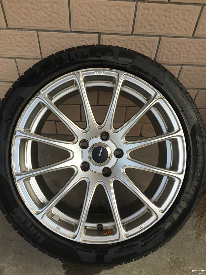 出套轮毂 18寸的 雅泛迪旋压锻造