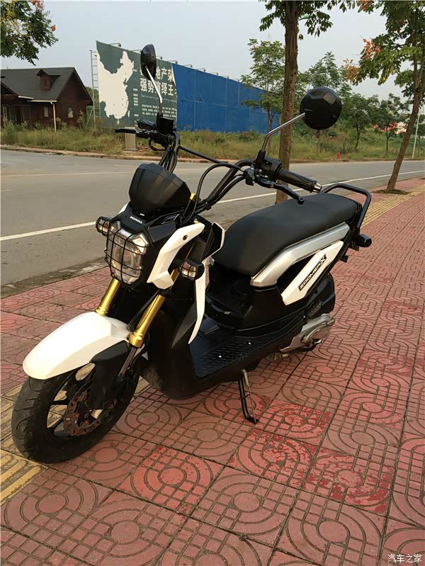 泰国本田zoomer-x 摩托车