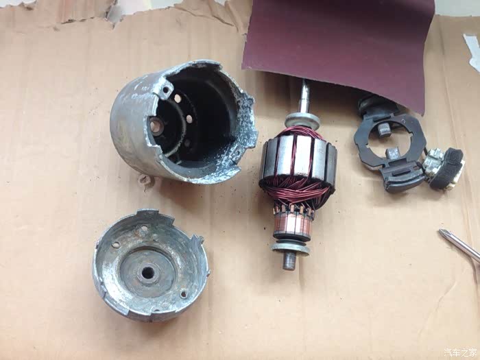 空调电机吱吱响!拆开上油