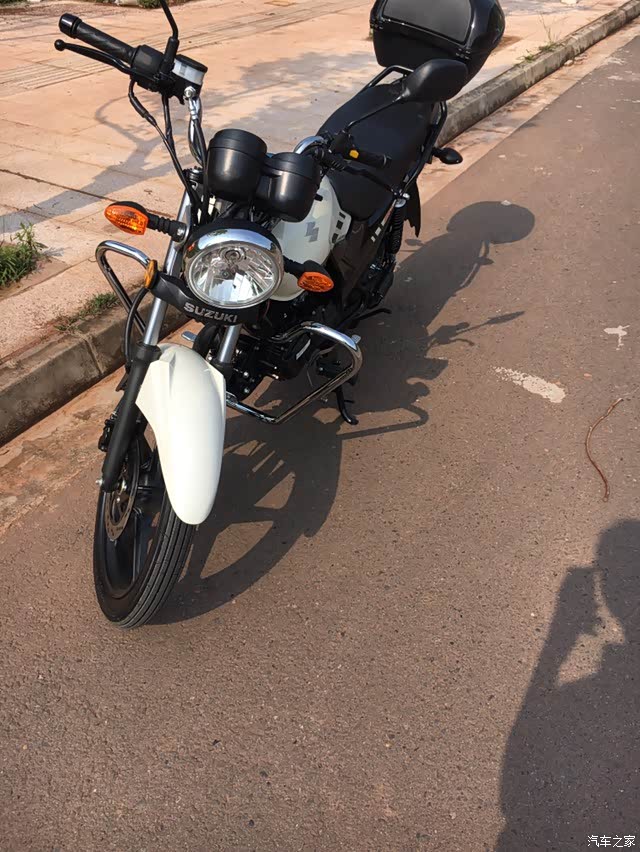 人生第一辆摩托铃木复古圆灯版gr150愿是无悔选择