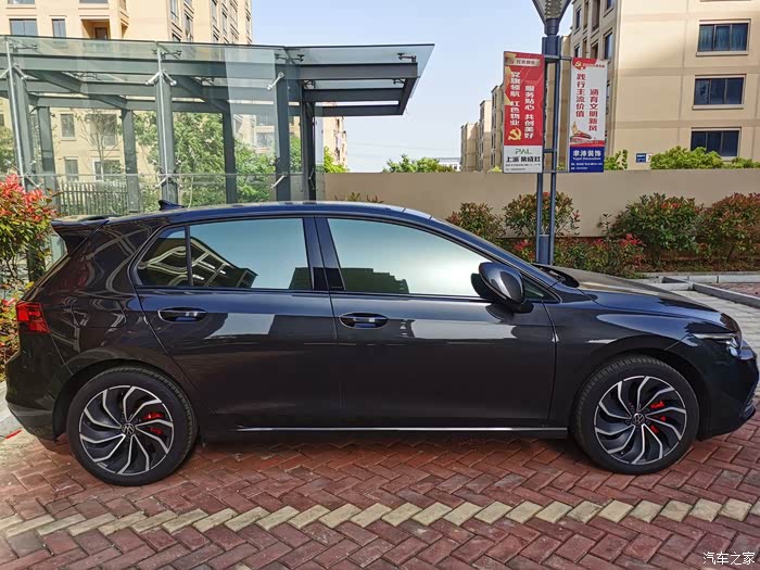 【图】高8 pro 锰石黑 打算慢慢改成黑武士_高尔夫论坛_汽车之家论坛