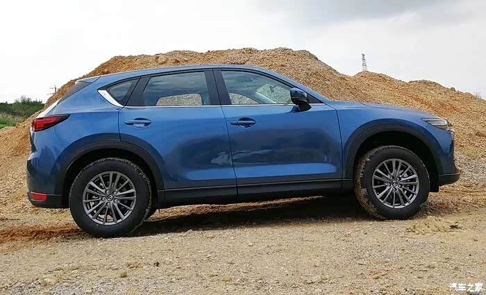求国内的新cx-5蓝色的图片(不是国外版的)