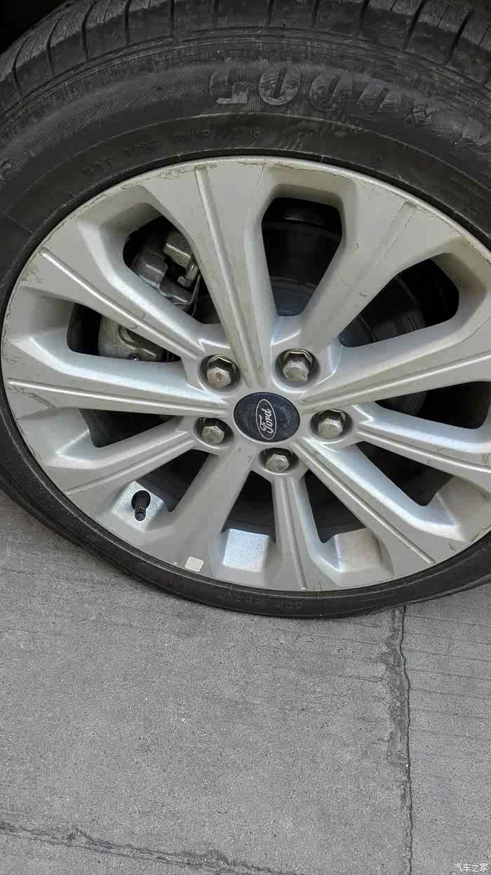 感谢早上哪位好心人提醒我轮胎漏气了真正的难受想哭急