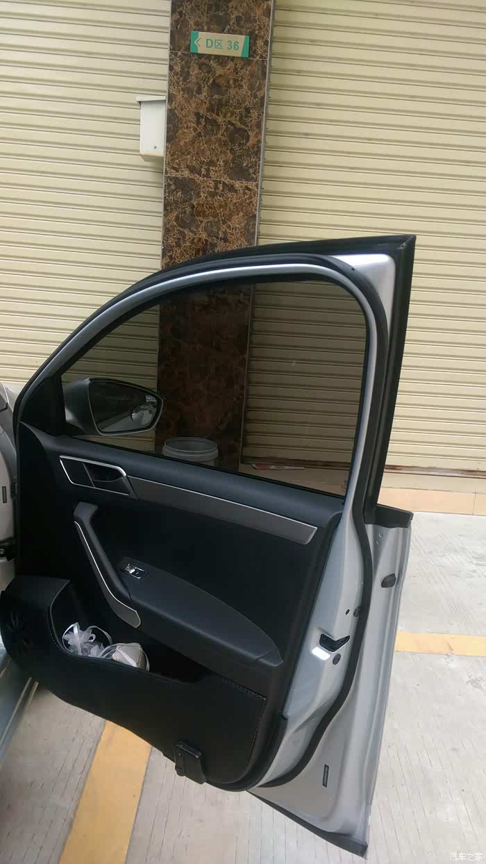 [申精]新捷达丐中丐改造升级,帅气的代言——闪光银jetta