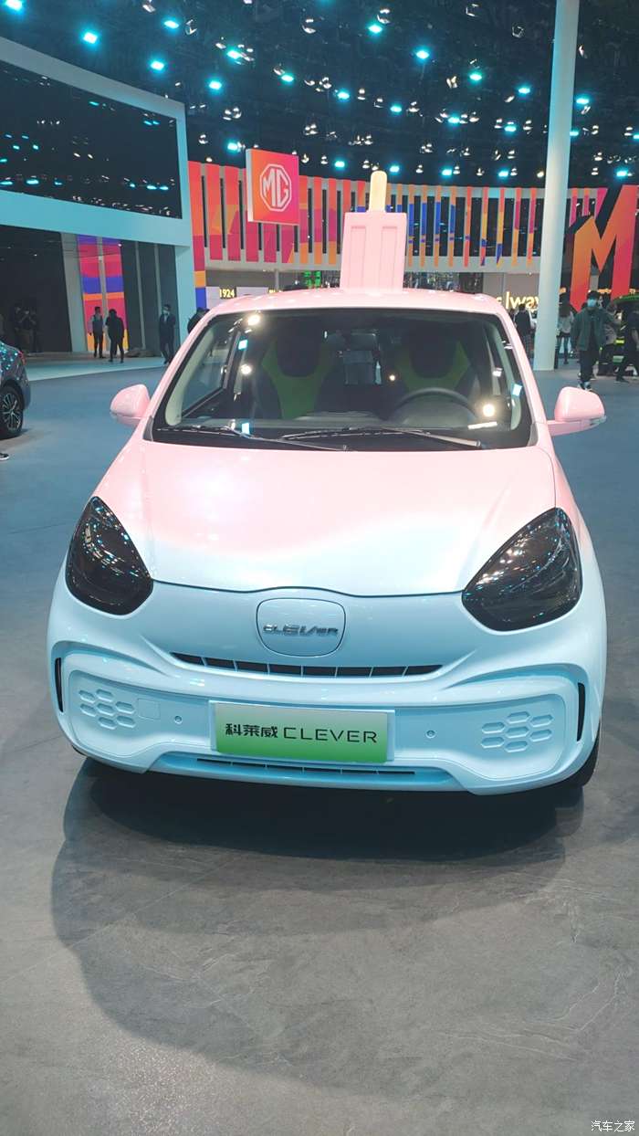 科莱威2021款电动汽车图片