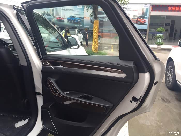 门框一体无缝衔接.