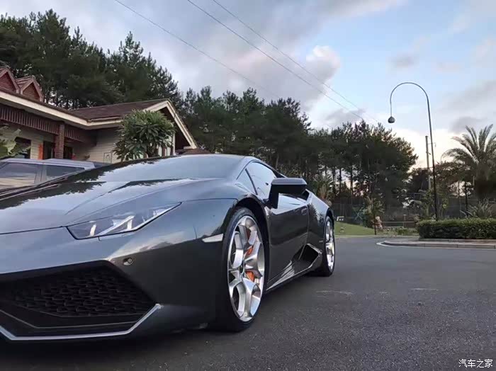 请欣赏二手 huracan lp610-4的图库.