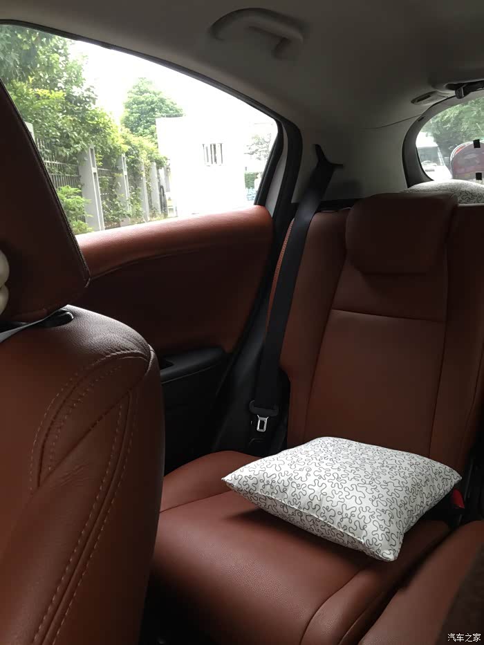 缤智四门加座椅包皮