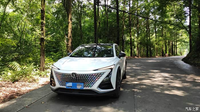 长安unit越开越年轻享受时尚的美好时光