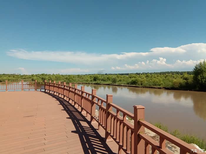 寻找最6生活新疆伊犁芳草湖试驾帖