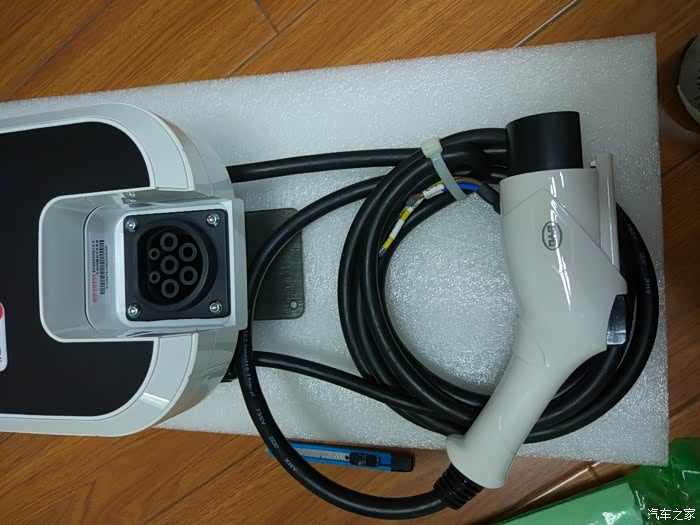 【图】比亚迪秦壁挂式充电盒_秦/秦新能源论坛_汽车之家论坛